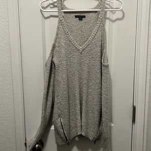 Cold shoulder grey sweater size M